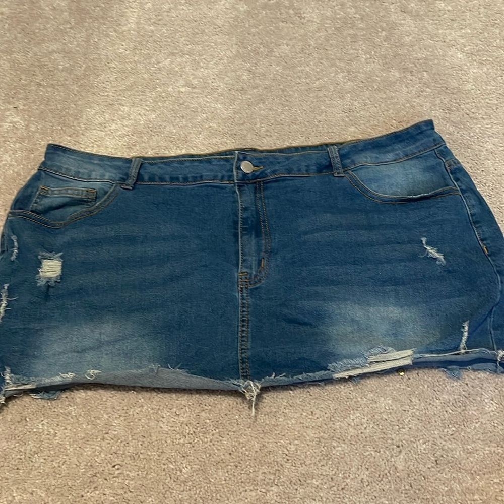 SHEIN Curve Jean distressed hem stretchy mini skirt 3xl